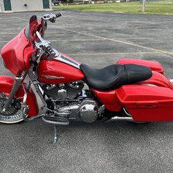2010 HARLEY DAVIDSON FLXH STREET GLIDE