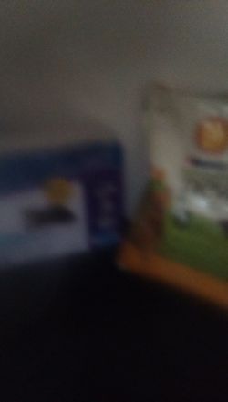 Purina news cat food & scoopfree litter trays