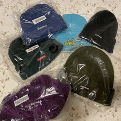 Supreme cap and beanies for sale