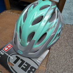 2 Helmets