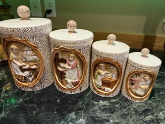 Canister Set 4 Pc Vintage