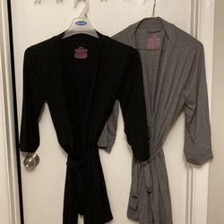 Women’s Robes … Read Description 