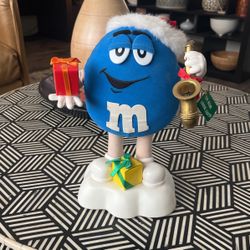M&m’s  Dancing Christmas M&m 