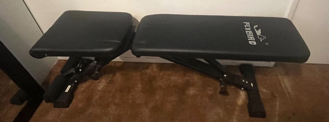 Adjustable Weight Bench
