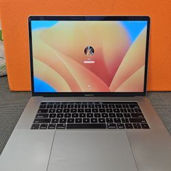 2017 MacBook Pro 15 Inch 1TB