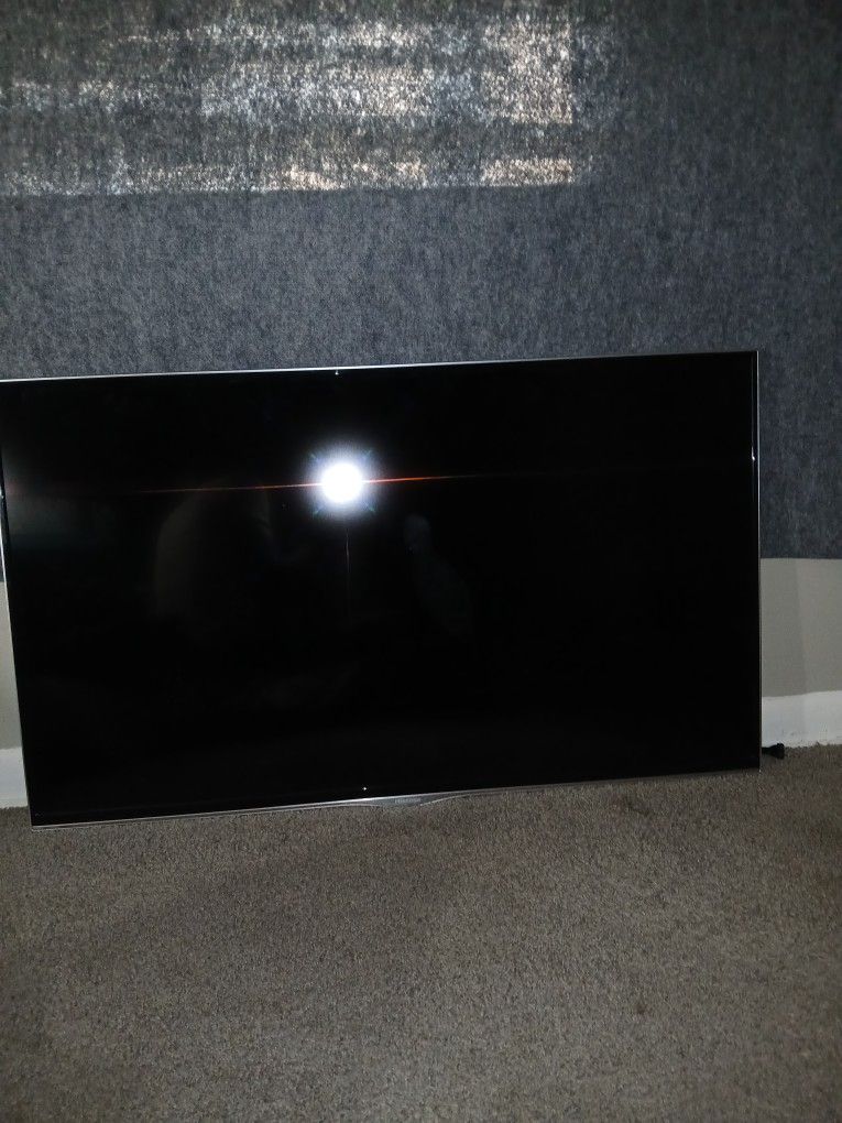 Hisense 42 Flat Screen