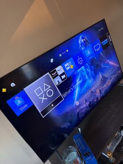 PS4 with one controller