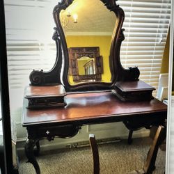 Hall Cabinet W/Mirror