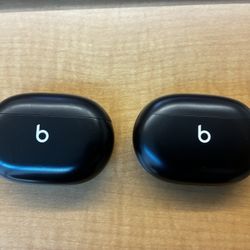 Beats Studio Buds 