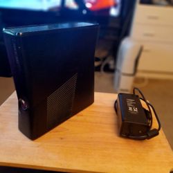 Xbox 360 Slim