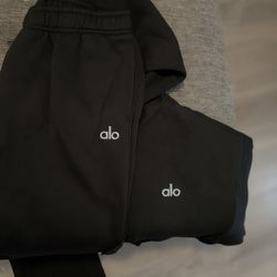 Alo men’s sweat pants hoodie sweat suite