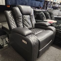 Brand NEW Power Recliner Chair With Power HEDREST STORAGE ARMS $299
