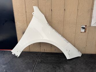 2020 2021 2022 2023 2024 2025 MERCEDES BENZ CLA 250/CLA 35 RIGHT SIDE FENDER OEM USED