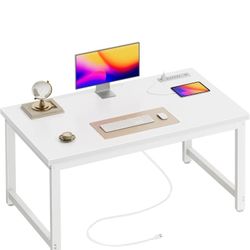 White Office Desk – Used, Good Condition
