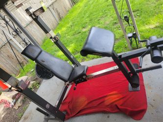 GOLD'S GYM OLYMPIC BENCH WITH SQUAT RACK  HEAVY DUTY HAS. SOME TEARS AND RUST 
11525 S HALSTED/7111.S WESTERN 
65$  CASH ONLY AS