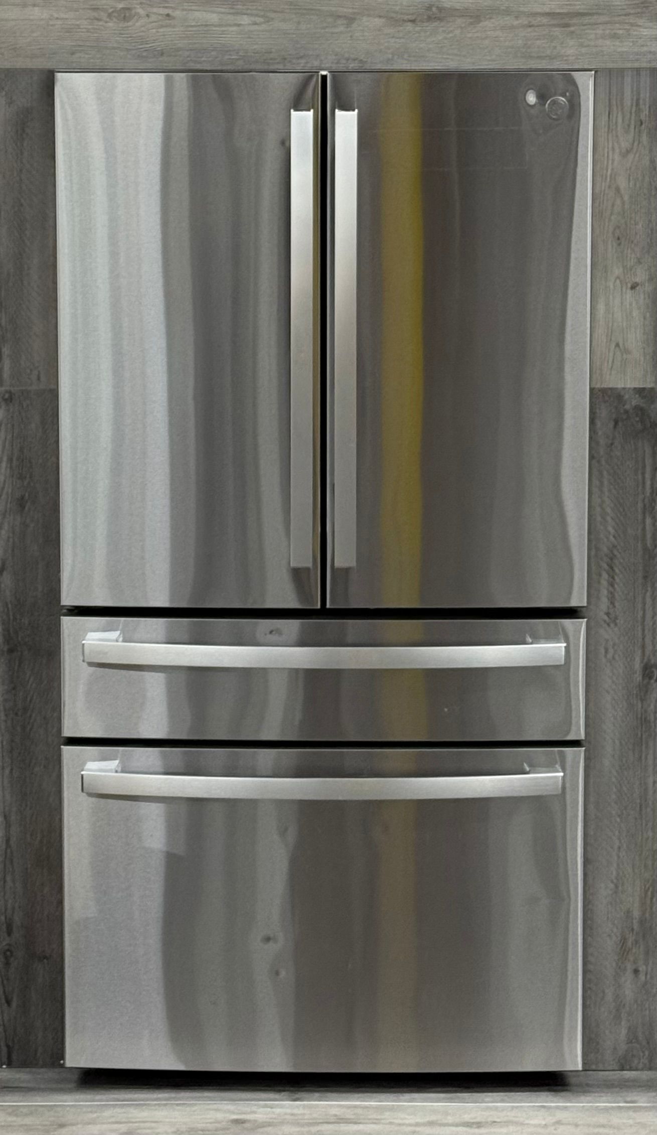 GE Refrigerator PGE29BYTFS 01876 .
