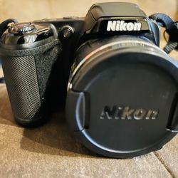 Nikon Camera With Bag