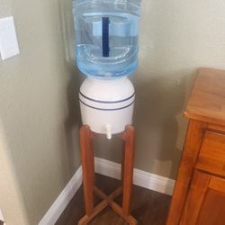 Ceramic Water Dispenser With Wood Stand