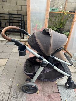 Graco Modes Nest2Grow Stroller