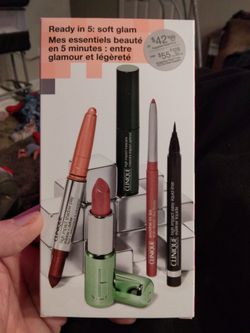 Clinique Ready In 5 Soft Glam Set