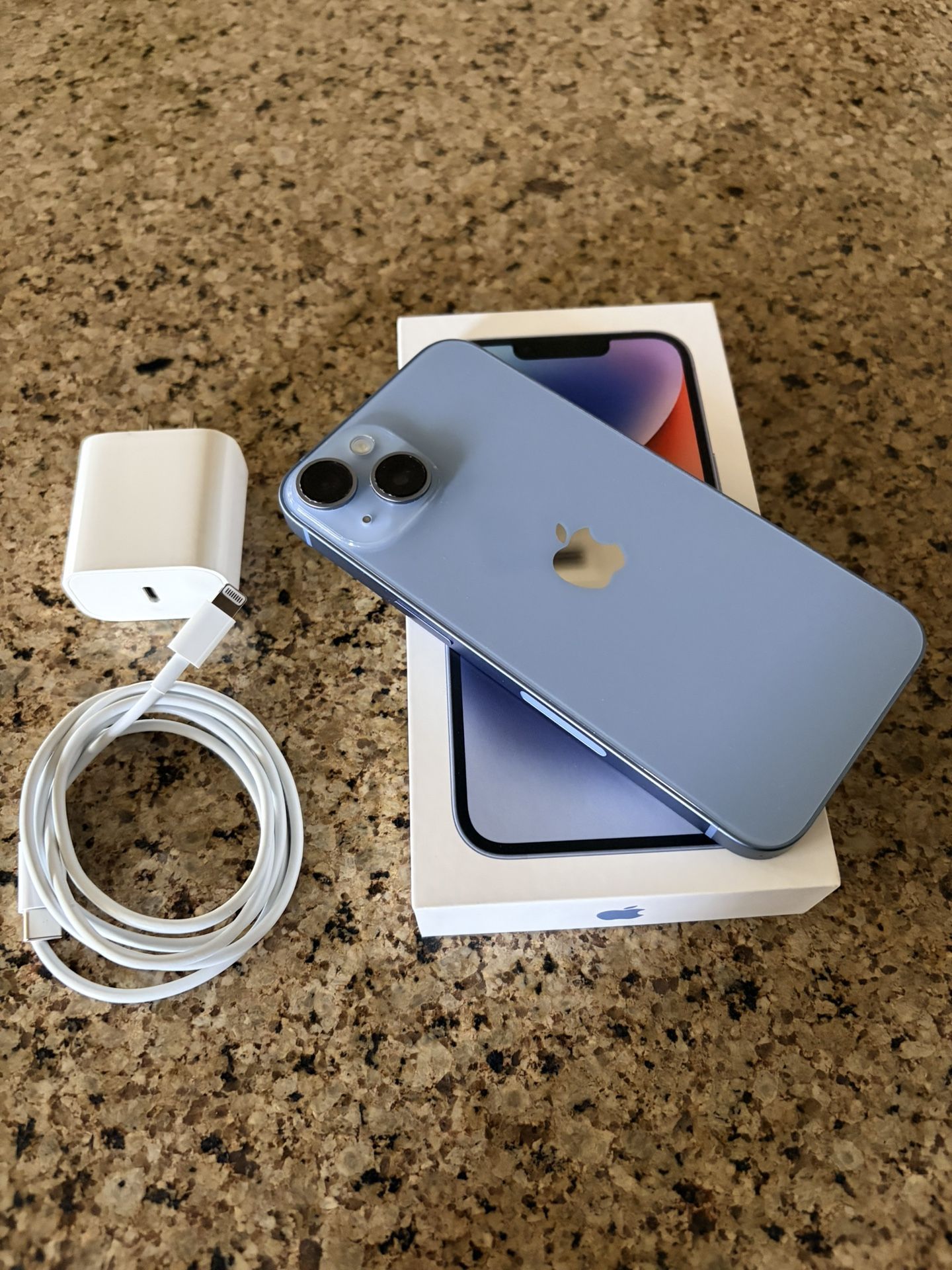 Excellent Condition -Unlocked iPhone 14 128 GB