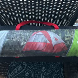 Coleman River Gorge 4 Person Dome Tent Center Height 5 F  9x7 F