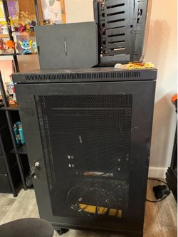 Tripp Lite SRW18US 18U Enclosed Server Rack Cabinet w/ Power Strip
