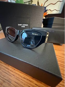 Sunglasses Y