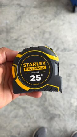 Tape measure 25’ stanley brand new