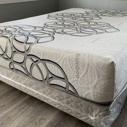 Full Sky comfort bamboo cool gel memory foam mattress !!