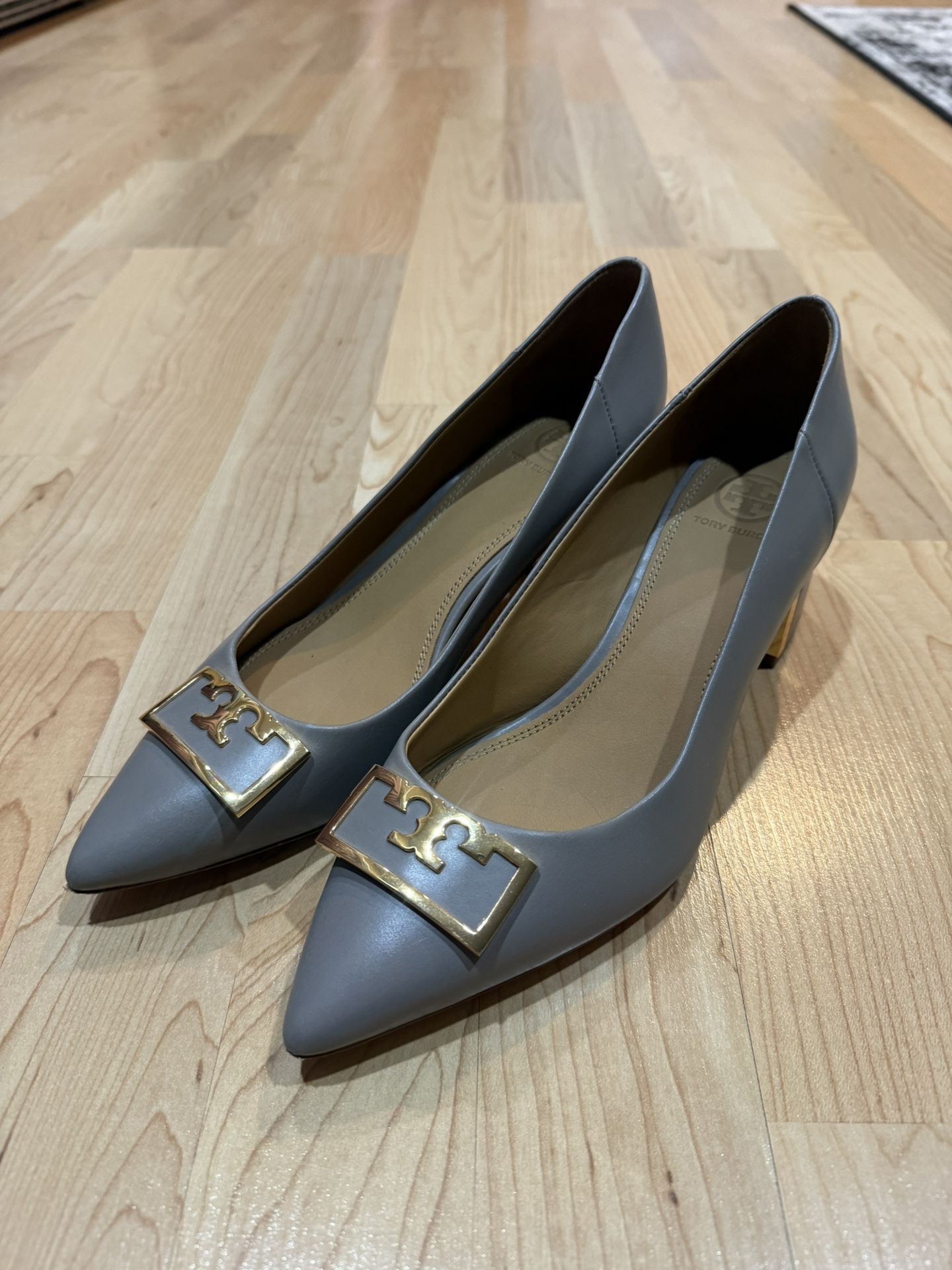 Tory Burch Grey Pump 7.5