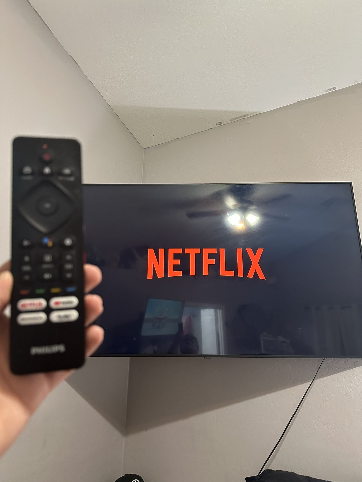 Philips 75” 4k Ultra HD(2160p) google smart tv