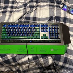 Razer x A Bathing Ape Mechanical Gaming Keyboard