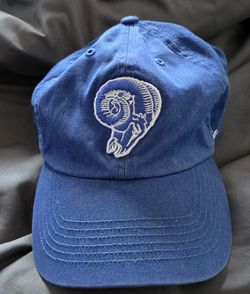 Rams hat (L)