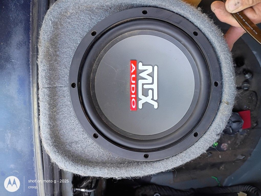 "8 BASS TUBE