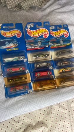 HOT WHEELS