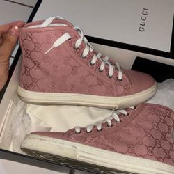 Women Gucci Shoes Size 7