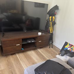 Tv stand