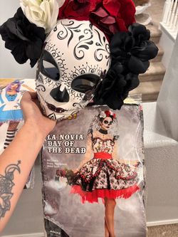 La Novia Day of the dead costume + Mask