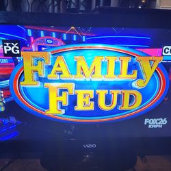 42 inch Vizio flat screen TV for gamer