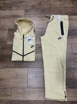 Yellow Nike Tech Full Zip Size S,M,L