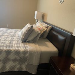 Queen Bed Set With Mattress 