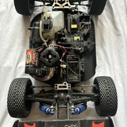 rc racing nitro 1/8 scale buggy