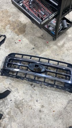 Ford F-150 Grille