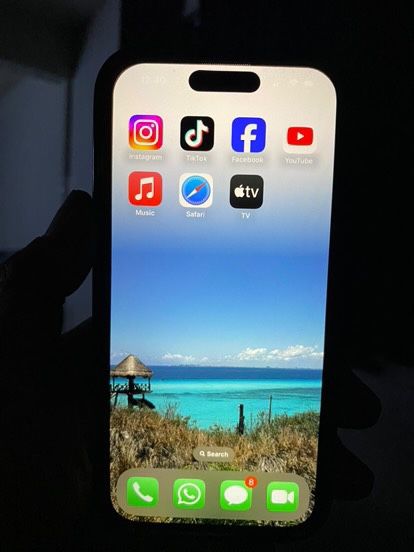 Unlocked iPhone 15 With Tik Tok Installed 