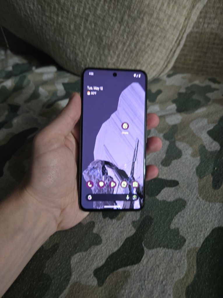 Pixel 8 Andriod Phone T Mobile Like New