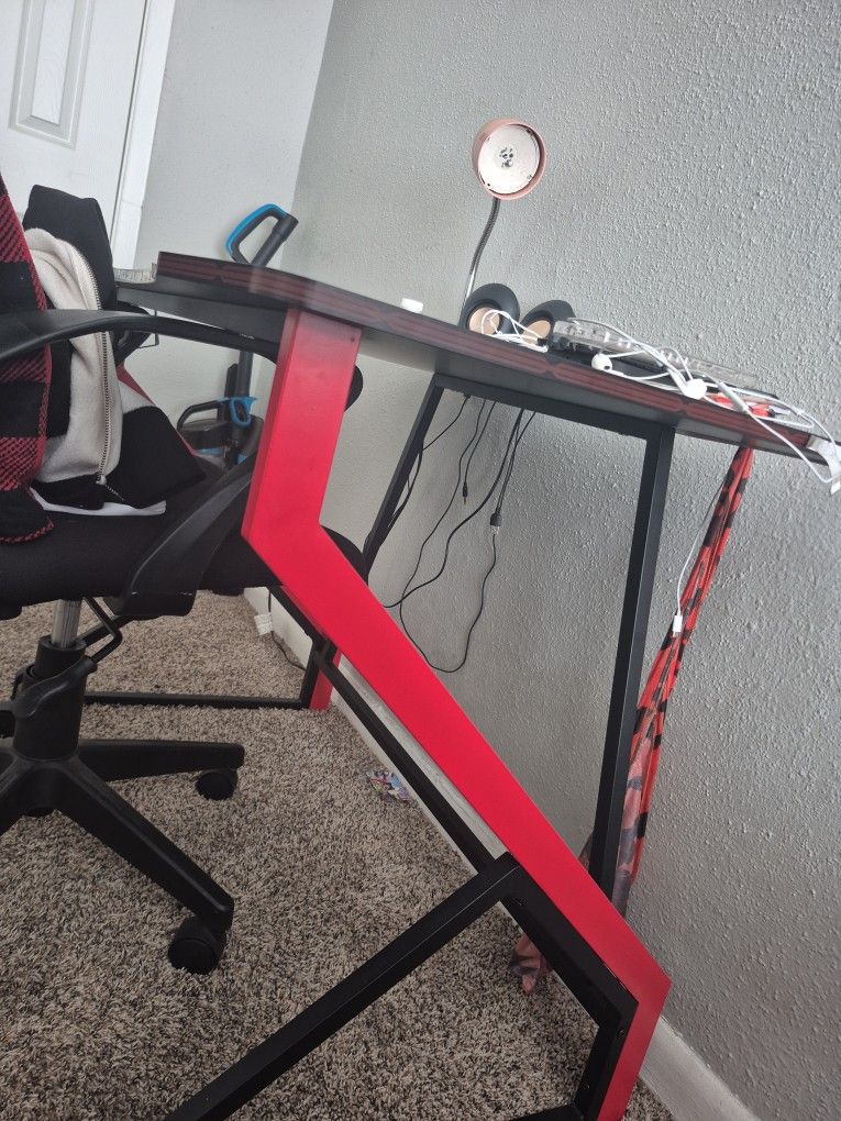 Gaming Desk