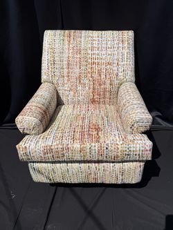 Upholstered Accent Lounge Chair