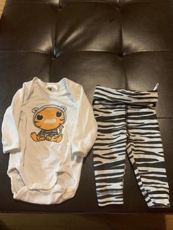Baby Girl Outfit 1-2 months firm price