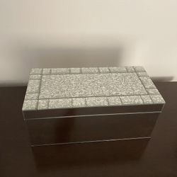 Jewellery box